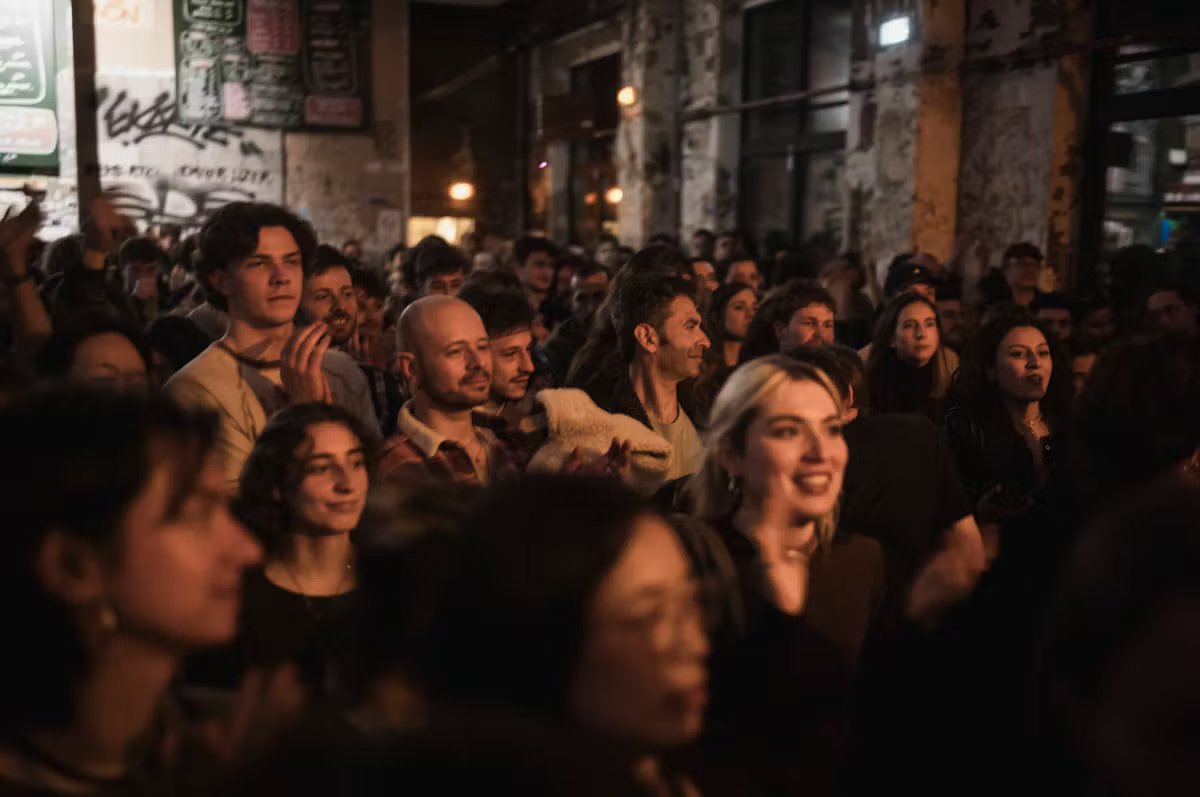 Lors d’un concert de jazz à La Gare, près de la Villette, Paris 19ᵉ.