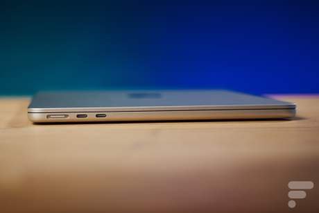 Apple MacBook Air 13 M5-7 L'Apple MacBook Air 13 M5 // Source : Chloé Pertuis pour Frandroid
