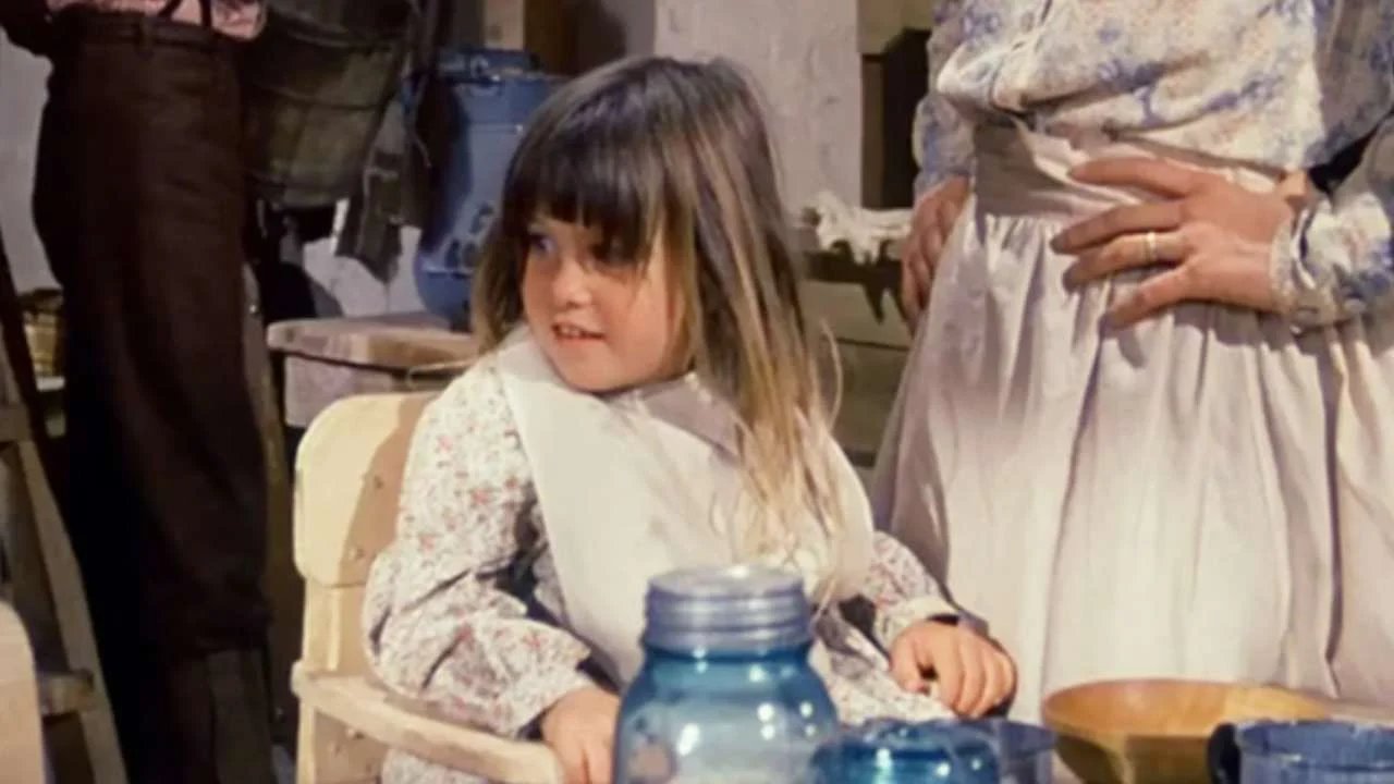 “Comme un deuil…” : l'interprète de Carrie Ingalls a très mal vécu son départ de La Petite maison dans la prairie 1 b055af5e5978ffbf2415ec9012eaa23b