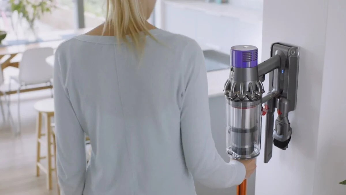 dyson cyclone v10 submarine 2