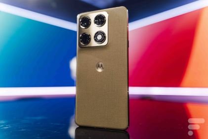 Motorola Signature.jpg (4) Motorola Signature.jpg (4)