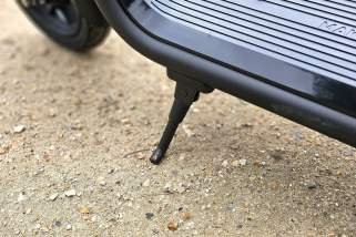 Trottinette électrique Niu KQi 100F béquille