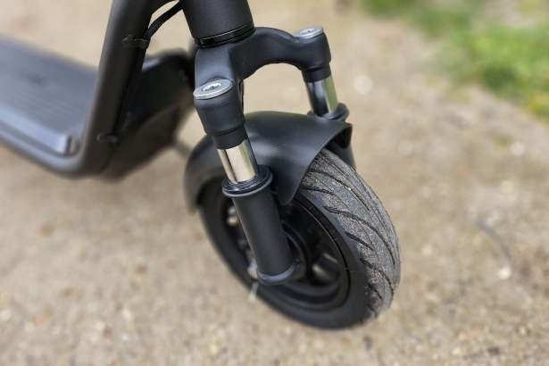Trottinette électrique Niu KQi 100F suspension