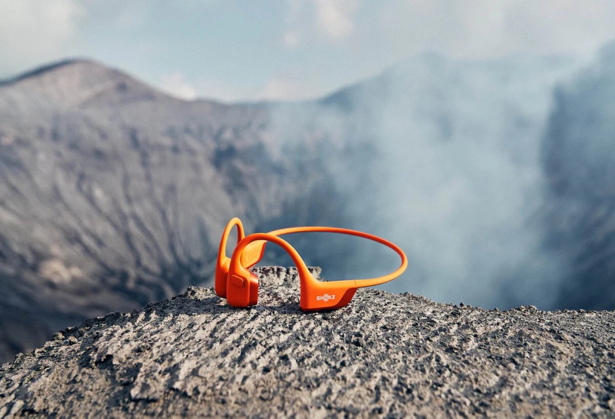 shokz openrun pro 2 lifestyle2