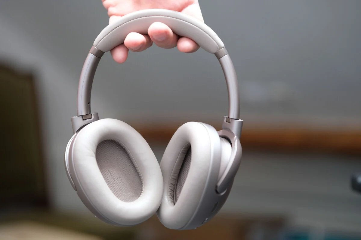 test jbl tour one m3 10