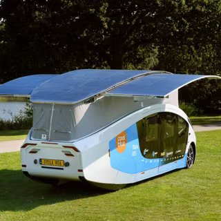 Le camping-car électrique et solaire Stella Vita peut atteindre une vitesse maximale de 120 km/h. © Bart van Overbeeke