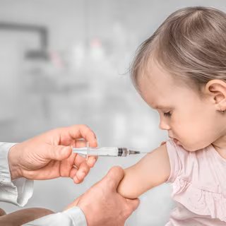 Comme le virus du sida, mais plus vite, le virus de la rougeole attaque le système immunitaire. © andriano_cz, Adobe Stock
