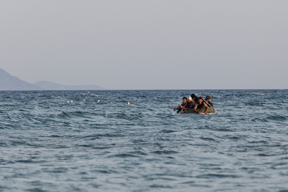 Afflux de migrants à Ceuta : 22 dirigeants de l'UE réclament une réunion d'urgence, la France renforce ses contrôles aux frontières